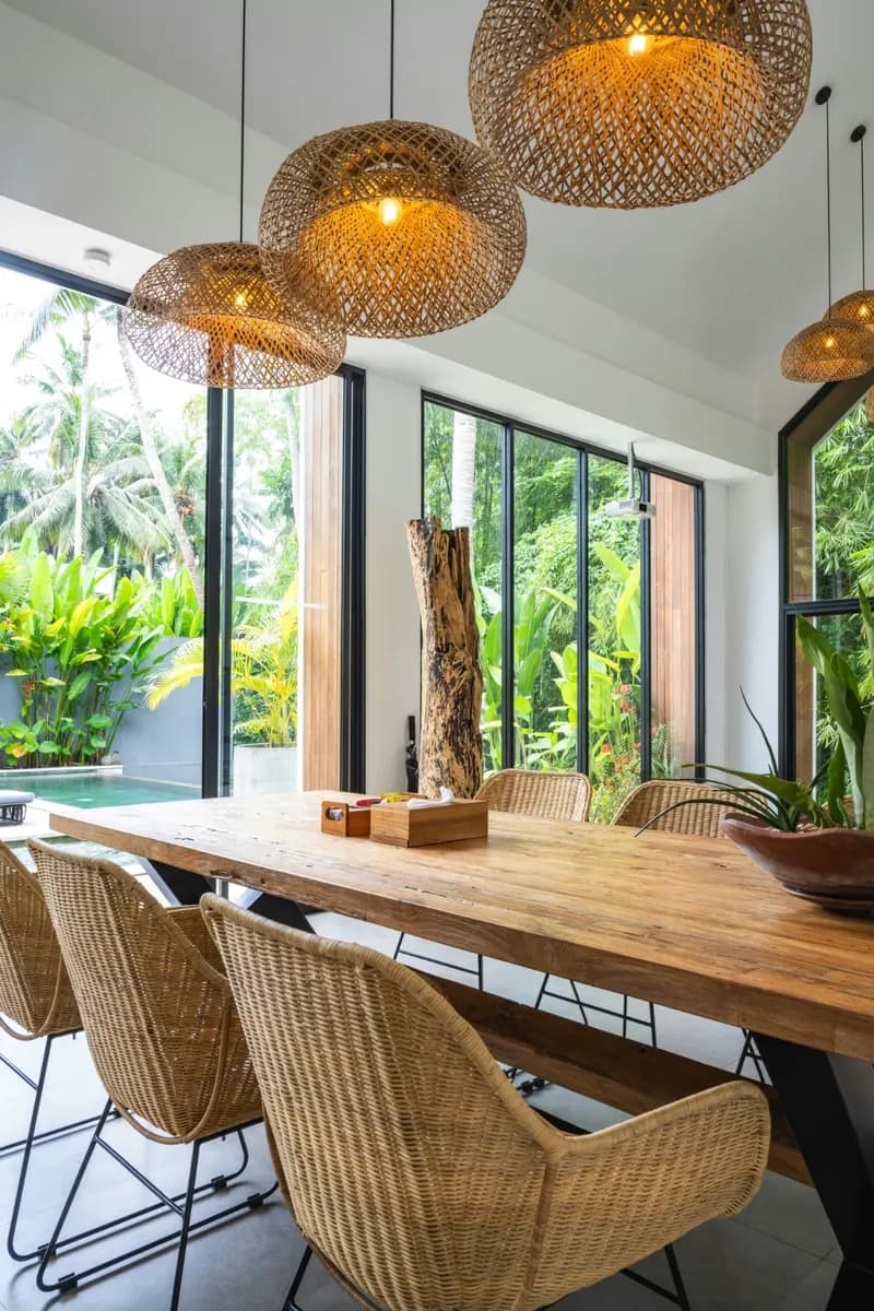 Rattan dining